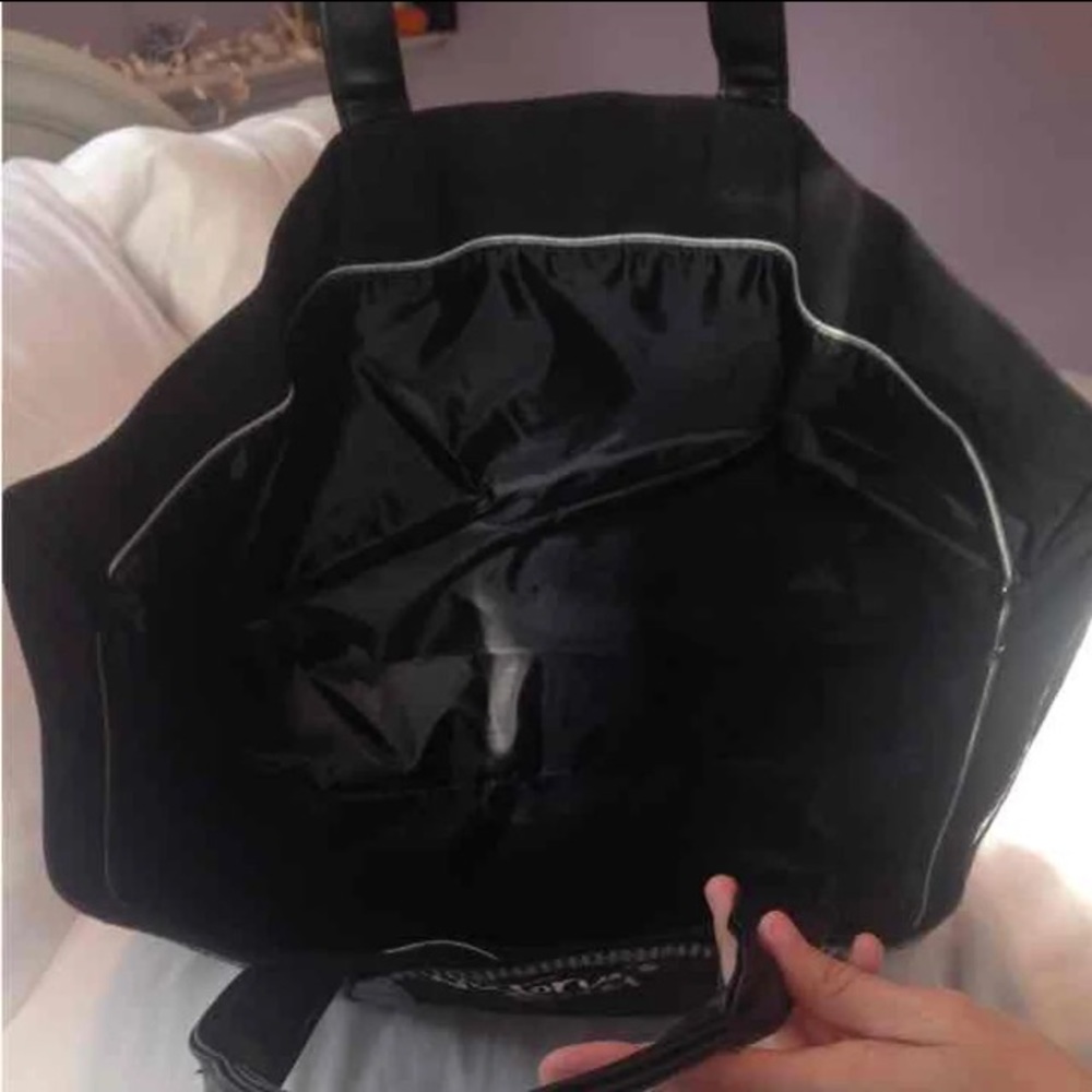 New Victoria's Secret Tote Weekender Bag - Picture 3 of 3